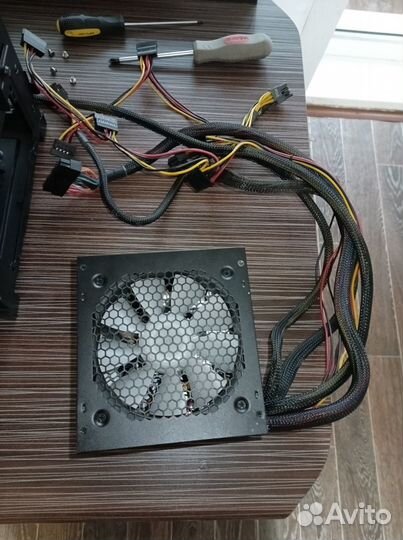 Продам Блок питания пк aigo 700W