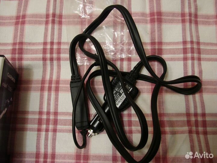 Навигатор Garmin Nuvi 1200 комплектный