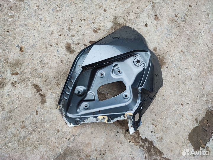 Карман фонаря правый mercedes w213