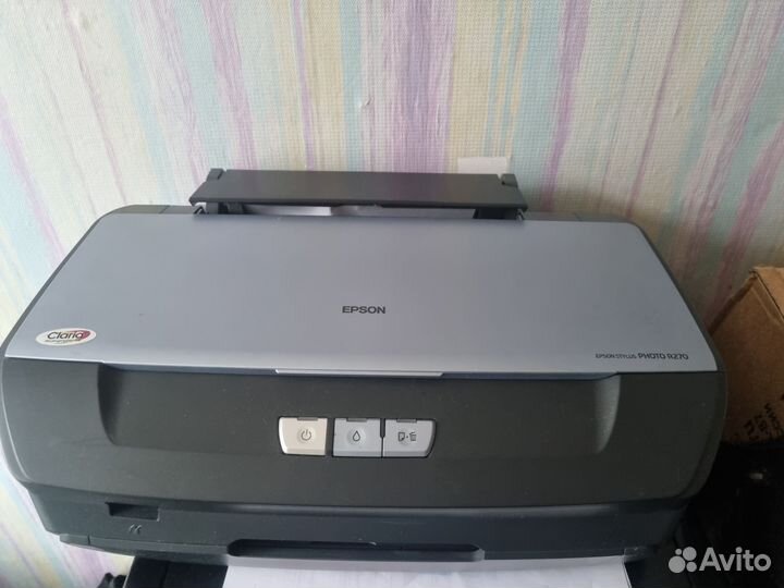 Принтер цветной Epson R270