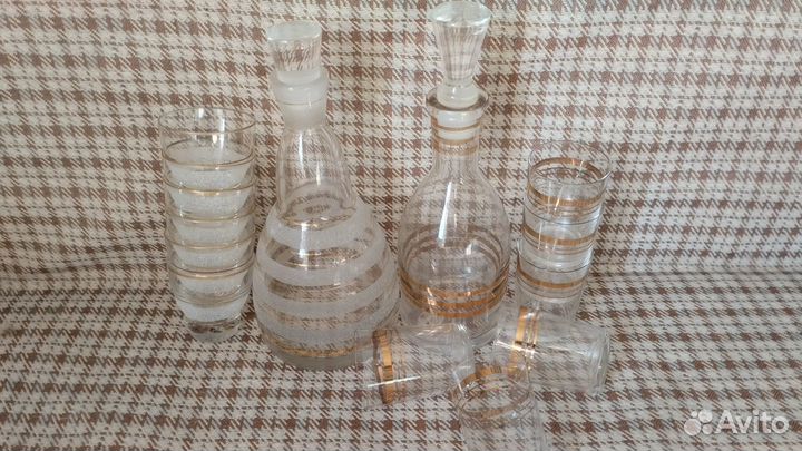 Графин и 6 стопок обсыпное стекло,позолота СССР