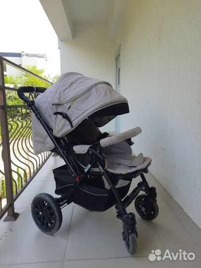 Прогулочная коляска capella