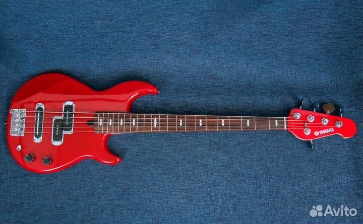 Бас-гитара Yamaha BB 415