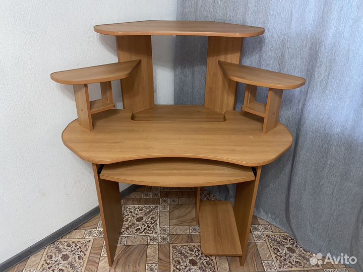 Компьютерный стол бу