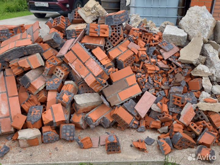 Бой кирпича и бетона бесплатно