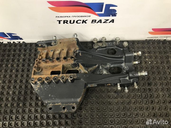 Кронштейн рессоры передний правый камаз 54901