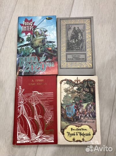 Продам книги