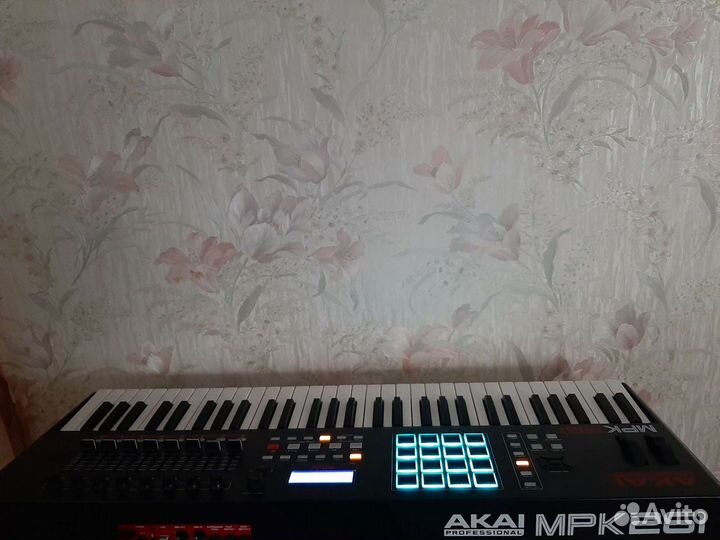 Миди клавиатура