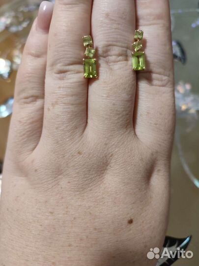 Золотые серьги