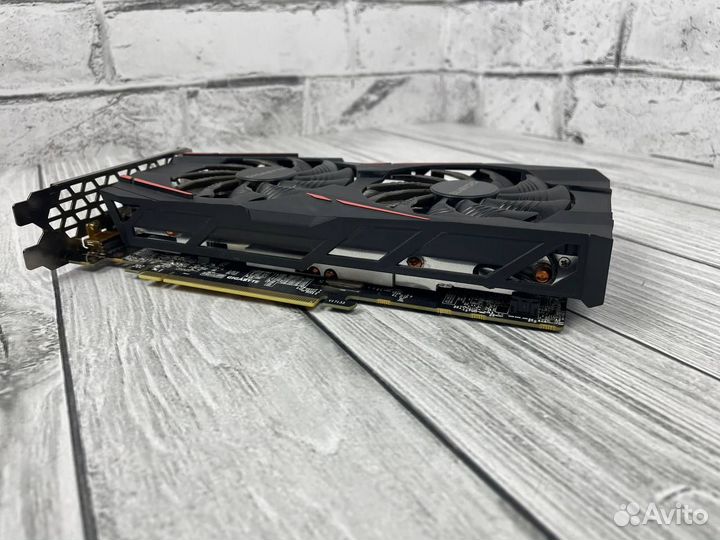 Видеокарта Rx 570 8 GB Gigabyte
