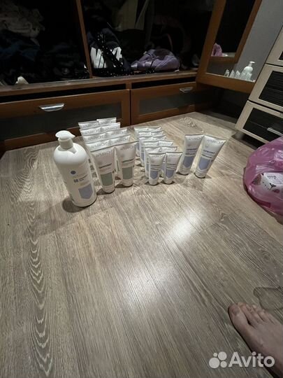 Крема для защиты, средства для очистки кожи