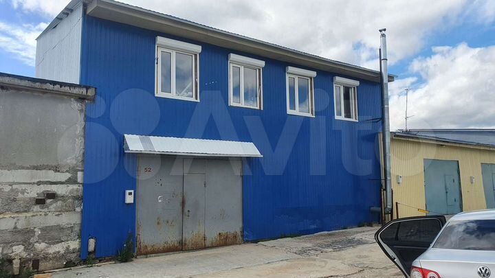 Гараж, > 30 м²