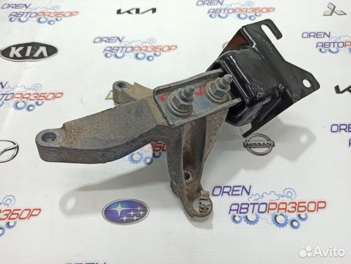 Кронштейн кпп Renault Sandero Stepway 1.6 K7M 2017