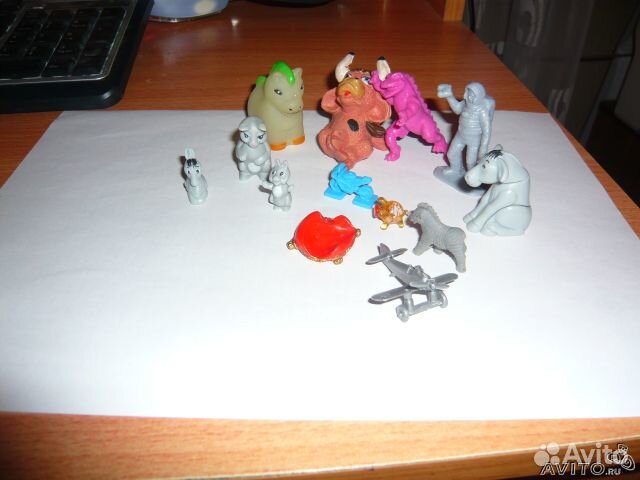 Игрушки из киндер-сюрприз