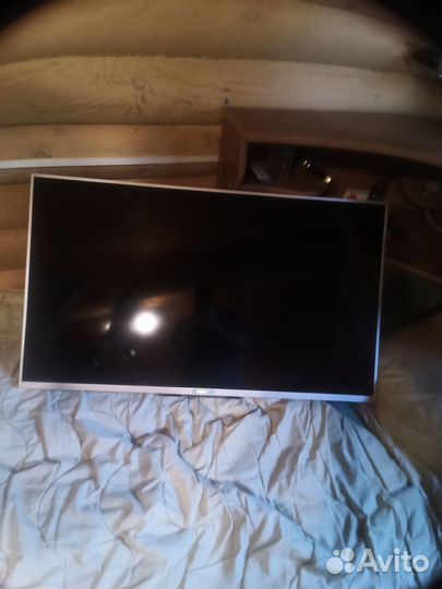 Телевизор на запчасти sony