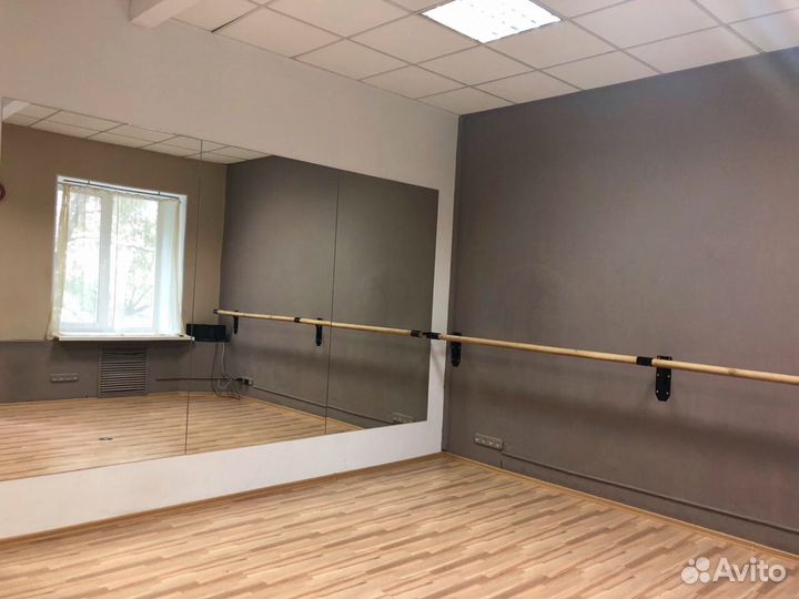 Аренда танцевального зала 1 минута от метро