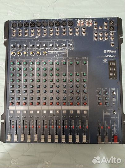 Микшерный пульт ямаха