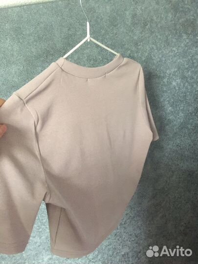 Укороченный топ