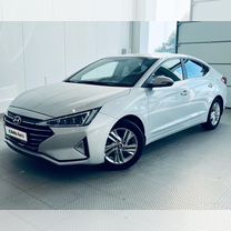 Hyundai Elantra 2.0 AT, 2019, 82 141 км, с пробегом, цена 1 740 000 руб.