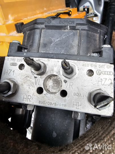Блок ABS Audi D8 D3