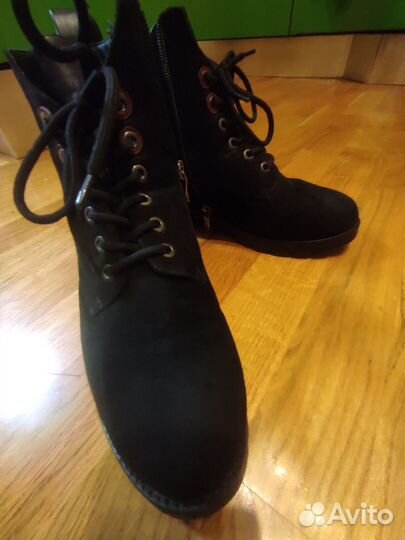 Ботинки женские зимние 38 размера