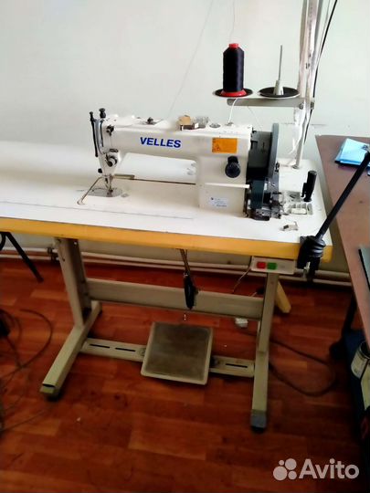 Промышленная швейная машинка velles