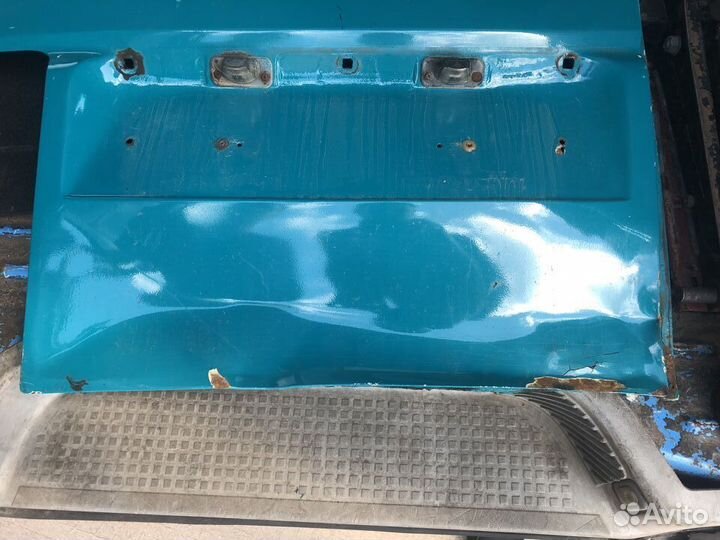 Дверь распашная левая для VW Transporter T4