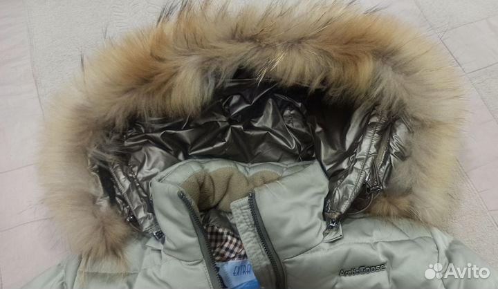 Шикарный пуховик artic goose на девочку 146