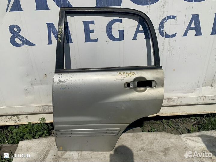 Дверь на suzuki escudo TA02W, TA52W, TD02W, TD32W, TD52W, TD62W, TL52W