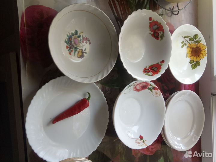 Посуда тарелки.чайный сервис