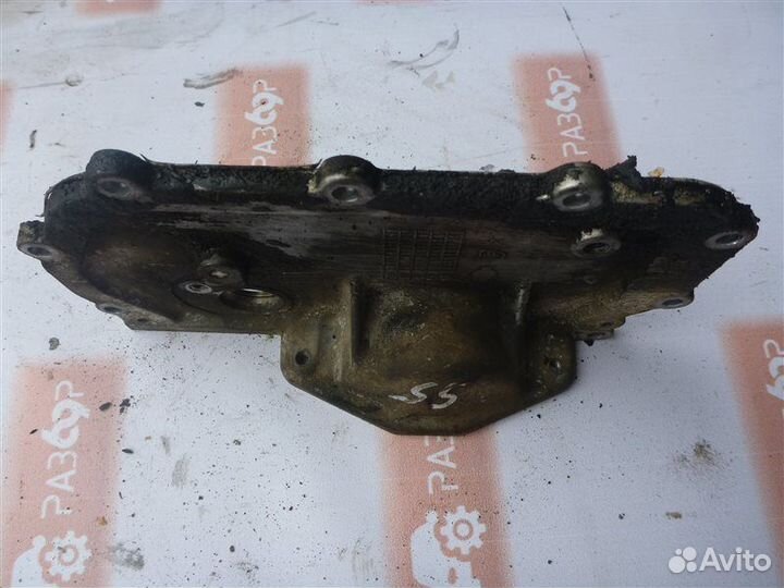 Крышка двигателя Nissan Almera N16 QG15 2000