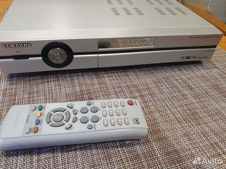 Тюнер спутниковый Samsung dsb-b350v