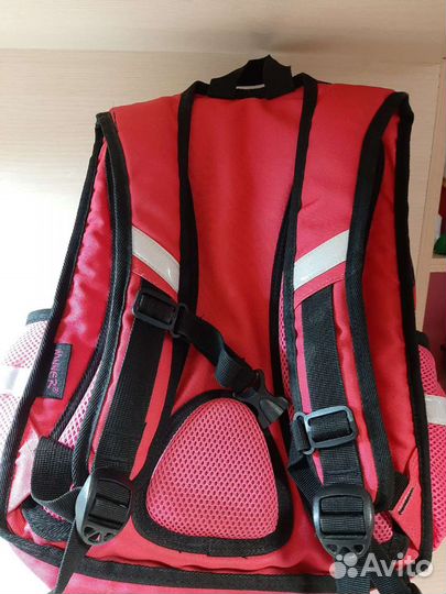 Рюкзак школьный