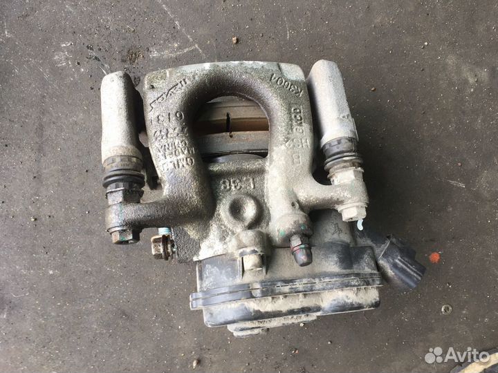 Мазда 6 Суппорт задний Лев