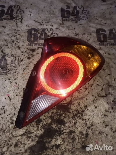 Фонарь задний правый для Kia Spectra