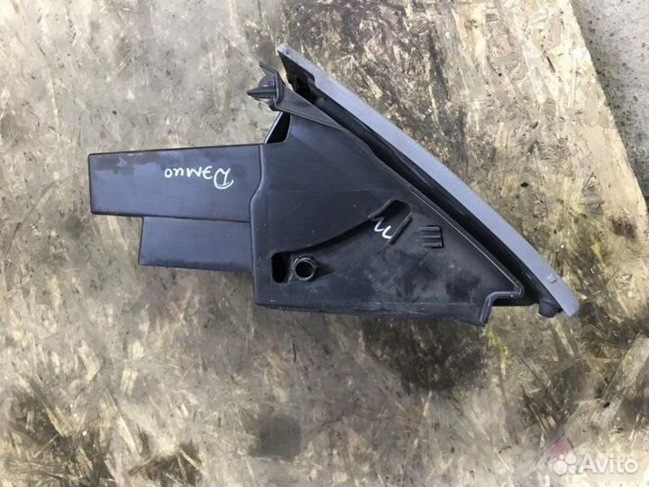 Бардачок Mazda Demio DY3W 1.3 2005