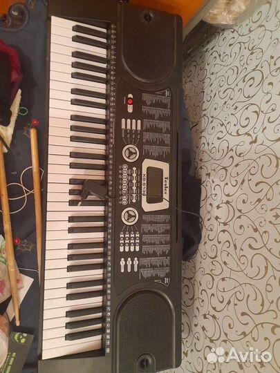 Синтезатор Tesler