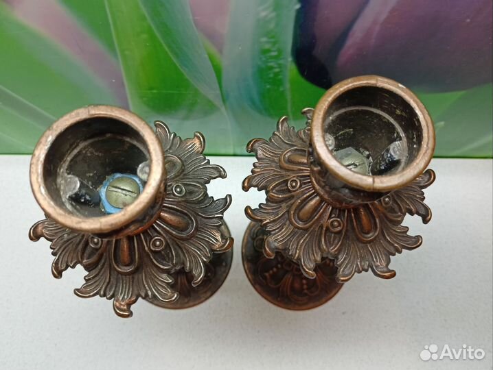 Парные подсвечники