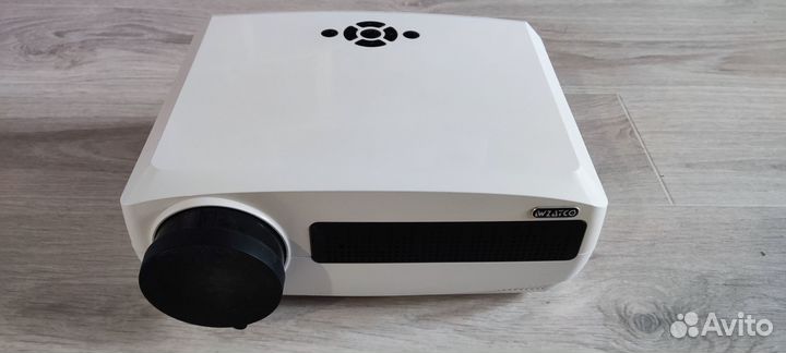 Проектор wzatco c3