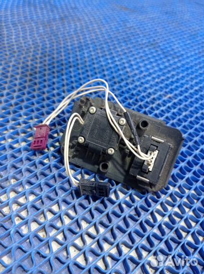 Кнопка регулировки рулевой колонки Bmw E65 седан