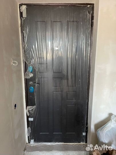 Дверь металлическая новая