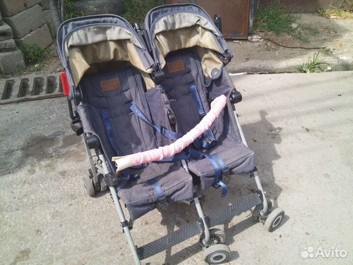 Коляска для двойни трость