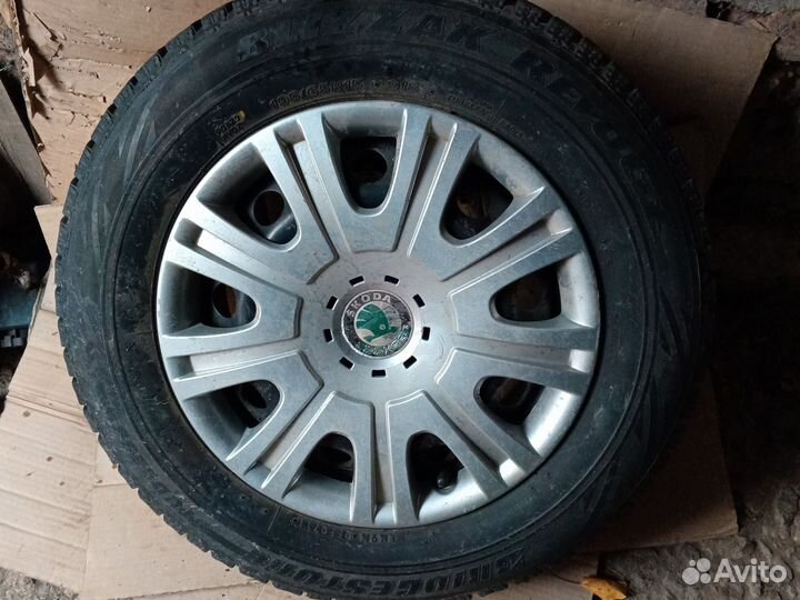 Bridgestone Blizzak LM-80 Evo 195/65 R15