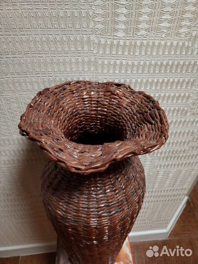 Ваза напольная плетёная