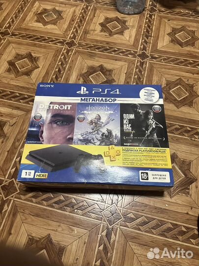 Sony PS4 коробка