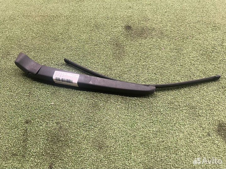 Дворник задний Bmw X5 E70 LCI