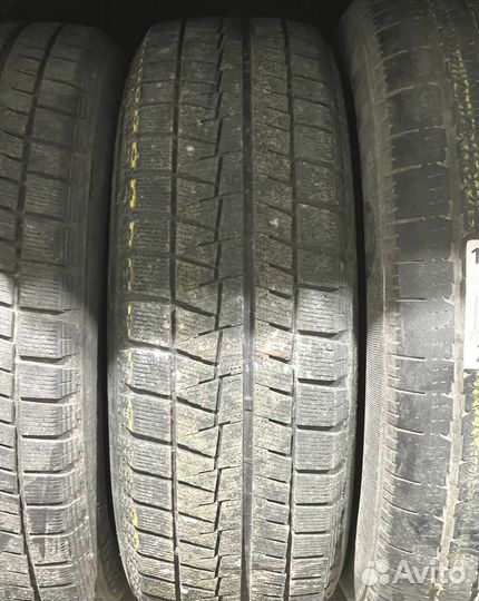 Bridgestone Blizzak Revo GZ 215/60 R16 99W