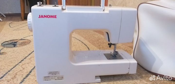 Швейная машина Janome тм 2016