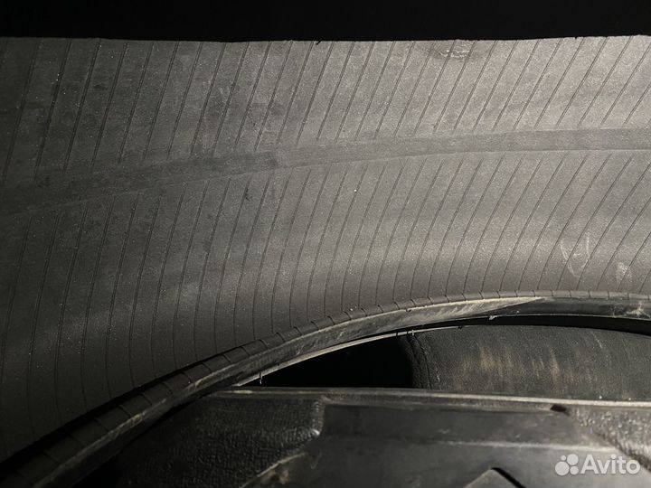 Bridgestone Blizzak DM-V1 235/55 R18