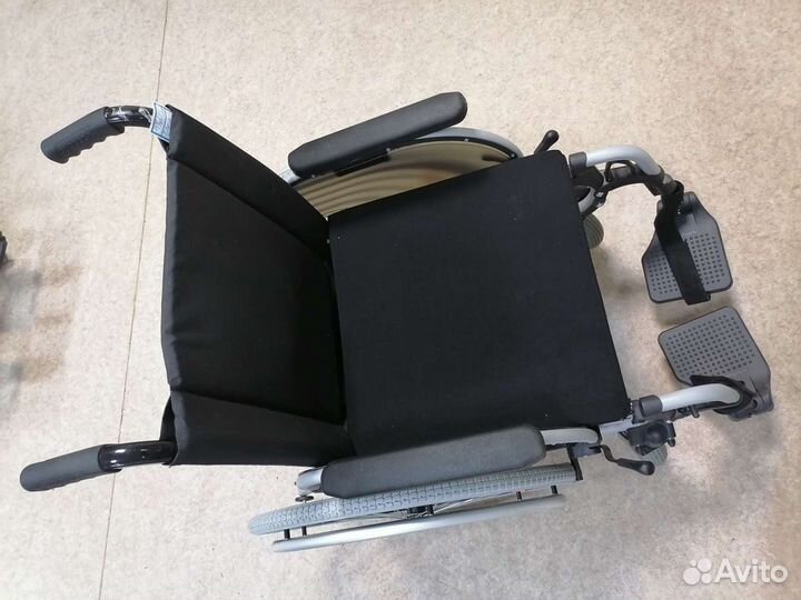 Кресло коляска для инвалидов. Новая. Ottobok